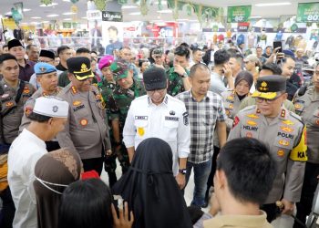 Gubernur Mirza dan Jajaran Forkopimda Pantau Pengamanan Malam Takbir di Bandar Lampung