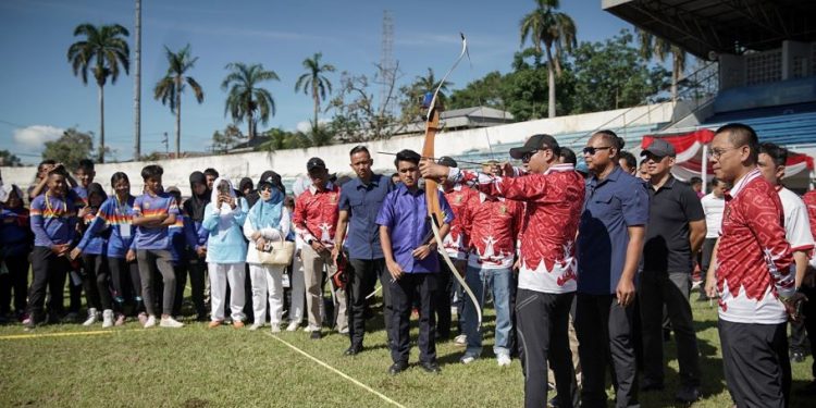 Buka Piala Panahan Pelajar dan Umum , Gubernur Mirza :  Sarana Bentuk Karakter dan Mental Juara