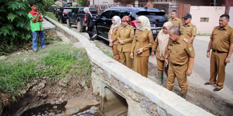 Wagub Jihan Nurlela Tinjau Dugaan Pencemaran Air Lindi dari TPA Bakung