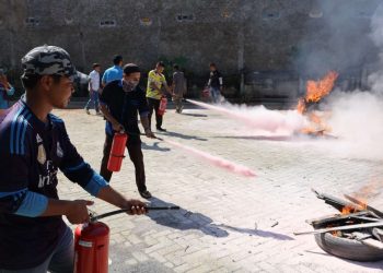 44 Karyawan Al Kautsar Ikut Simulasi Penggunaan APAR