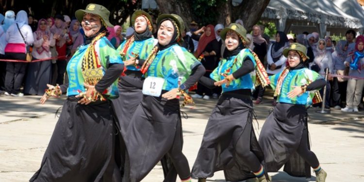 Meriahkan HUT ke-61, Pemprov Lampung Gelar Lomba Senam Kreasi