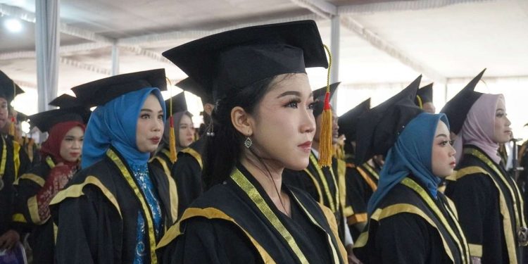 Rektor Itera Dorong Lulusan Berkiprah di Luar Negeri