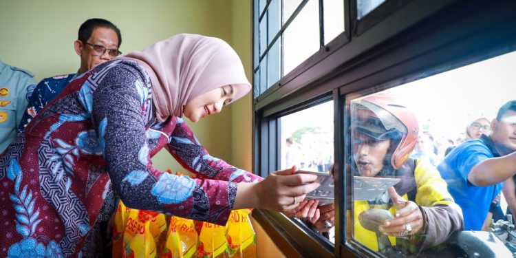 Lampung Luncurkan Samsat Drive Thru, Perpanjangan STNK Kini Super Cepat!