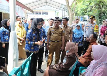 Wagub Jihan Tinjau Langsung Program Pemutihan Pajak di Samsat Metro dan Lampung Timur