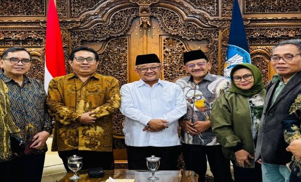SMSI Pusat Jalin Sinergi Dengan Mendikdasmen Edukasi Pers Profesional