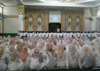 383 Siswa SMA Al Kautsar Lakukan Sujud Syukur Rayakan Kelulusan 