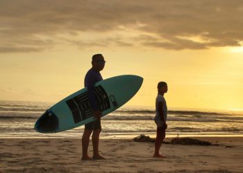 Jelang WSL Krui Pro 2025, Pariwisata Pesisir Barat Lampung Bergeliat, Hotel Full Booked