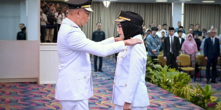 Ayu Asalasiyah Resmi Dilantik Jadi Bupati Way Kanan
