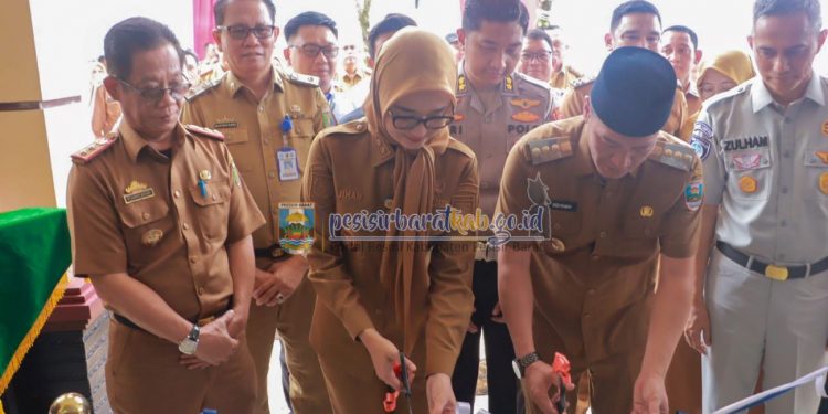 Samsat Induk Pesibar Diresmikan, Pelayanan Publik Kini Lebih Dekat