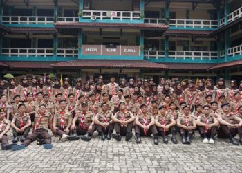 76 Pramuka Penegak Ambalan Satya Ginung Dharma Al Kautsar Dilantik TKU Bantara dan Laksana