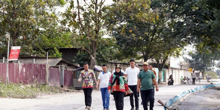 Jalan Teuku Cik Ditiro Bandar Lampung Segera Dicor Beton