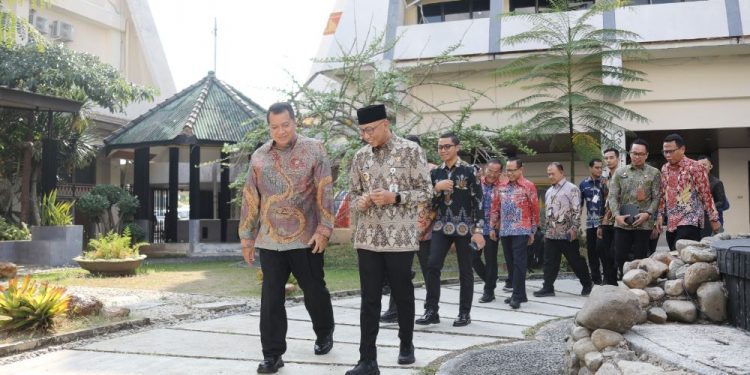 Wamen PANRB Puji Terobosan Digital Pelayanan Publik Lampung