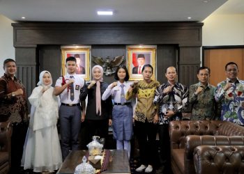 Dua Pelajar Asal Lampung Siap Kibarkan Merah Putih di Istana Negara, Wagub Jihan Beri Semangat dan Pesan Inspiratif