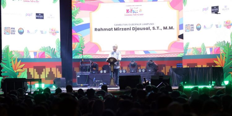 Malam Puncak Krakatau Festival Sukses Hipnotis Ribuan Warga, Gubernur Mirza: Ini Wujud Lampung Cinta Budaya