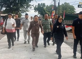 Walikota Eva Dwiana Tinjau Langsung Perbaikan Jalan Tirtayasa Sukabumi