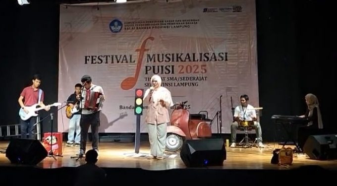 Lolos ke Nasional, Tim Musikalisasi Puisi SMA Al Kautsar Lakukan Latihan Intens