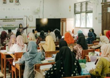 Tingkatkan Literasi Numerasi, Dosen UIN RIL Helat Pelatihan Abacus Untuk Guru MIN