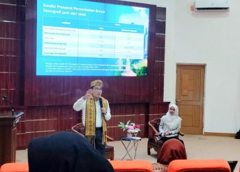 Kemendukbangga Ajak Mahasiswa Pascasarjana Unila Bersinergi Antisipasi Masalah Bonus Demografi