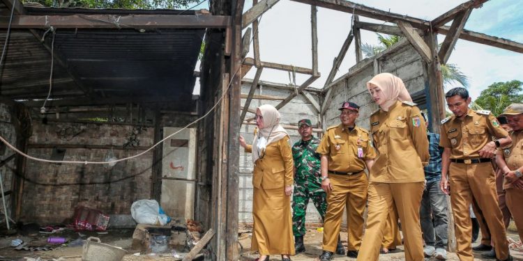 Wagub Lampung Tinjau Korban Gempa Tanggamus, Salurkan Bantuan dan Janjikan Perjuangan Dana Pusat