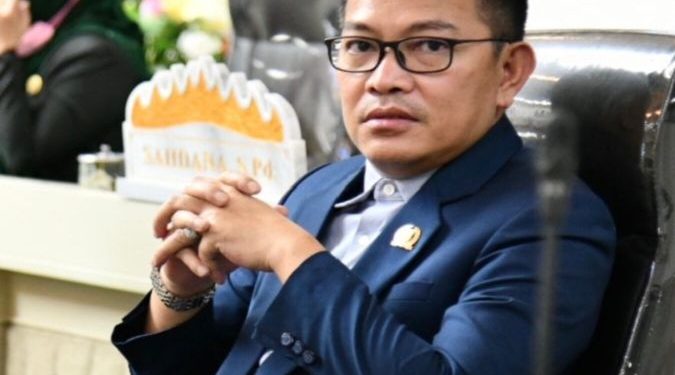 Anggota DPRD Lampung Deni Ribowo Ajak Perusahaan Ikut Bangun Jalan di Way Kanan