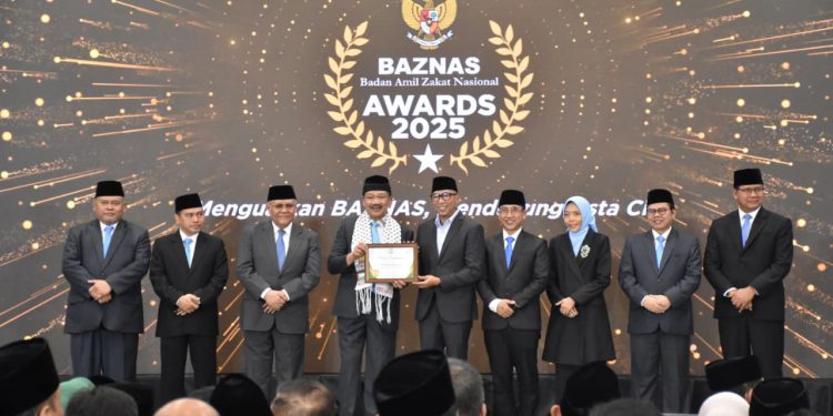 Gubernur Lampung Raih Penghargaan sebagai Kepala Daerah Pendukung Gerakan Zakat Indonesia
