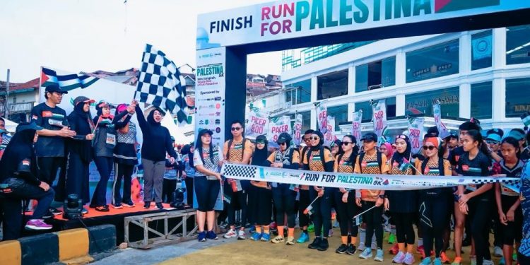 Ratusan Warga Lampung Ikuti Charity Run for Palestina 5K