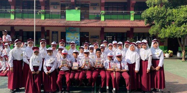 SD Al Kautsar Terbitkan Buku “Membangun Mimpi dari Sebuah Memori”