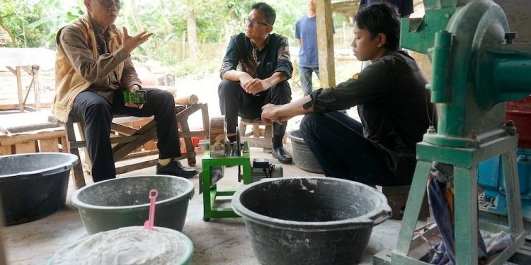 Rektor Itera Dorong Inovasi Tepung Mocaf untuk Tingkatkan Kesejahteraan Petani Singkong Lampung