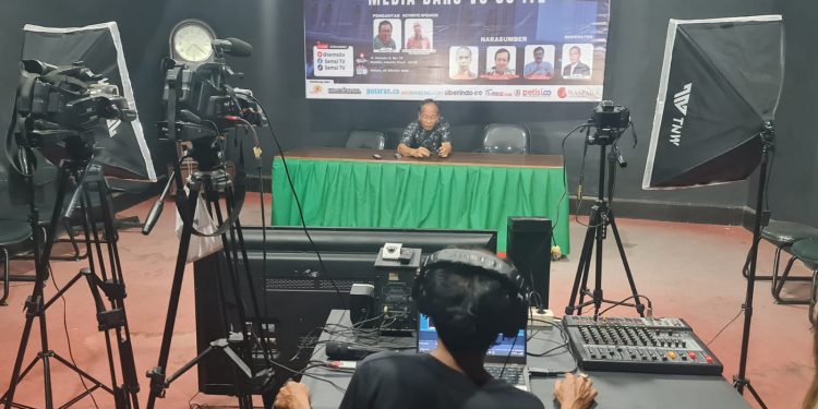 Diskusi Nasional SMSI Bahas UU ITE dan Tantangan Media Baru