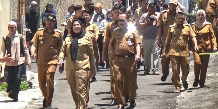 Bunda Eva Prioritaskan Pendidikan dan Kesehatan untuk Semua Anak