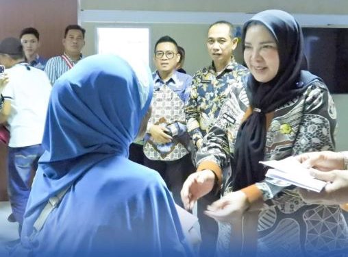 Bebaskan Warga dari Putus Sekolah: Walikota Eva Siapkan 15.000 Kuota Beasiswa di Tahun 2026
