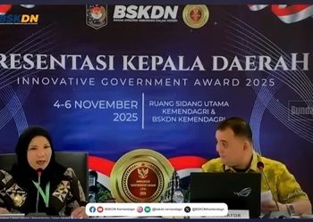Inovasi Pelayanan Publik! Walikota Eva Presentasi Layanan Ibu-Anak dan PBB Digital ke Kemendagri