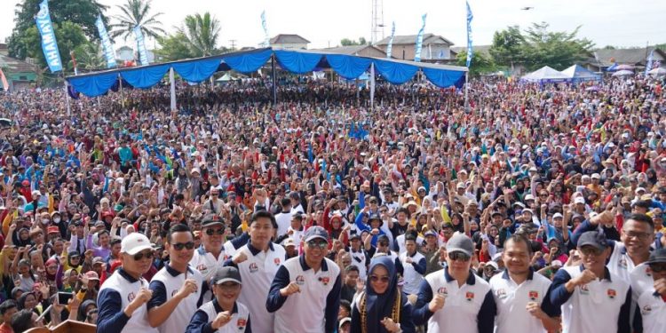  15 Ribu Warga Jalan Sehat, Mesuji Semakin Maju