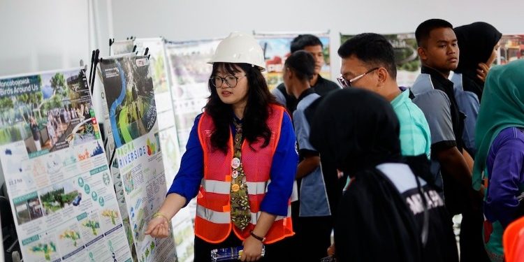 Seribuan Pelajar SMA/SMK Gali Informasi Program Studi di Itera Open House