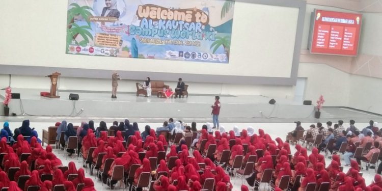 WACW SMA Al Kautsar Hadirkan Olivia Maskan : Buka Wawasan Dunia Perkuliahan