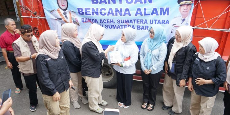 Bantu Warga Terdampak, Pemkot Bandar Lampung Kirim Logistik ke Sumbar