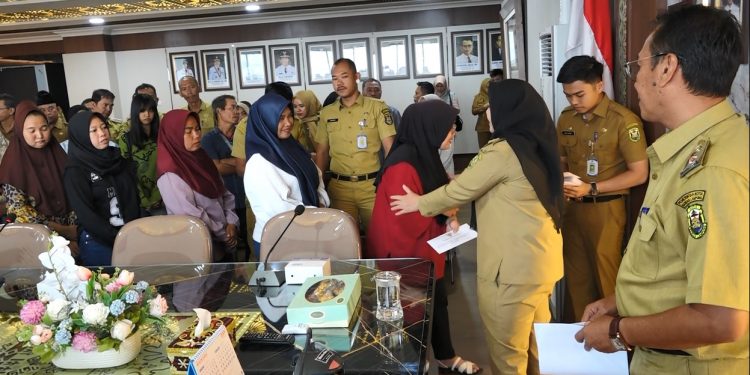 Pemkot Bandar Lampung Salurkan Bantuan Rp283 Juta untuk Warga Terdampak Bencana dan Pengobatan