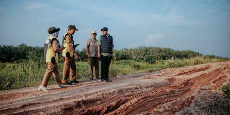 Mirza Genjot Perbaikan Jalan Sentra Pangan