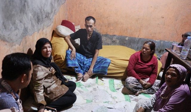 Duka Satria di Rajabasa, Wali Kota Eva Hadir Menguatkan Keluarga