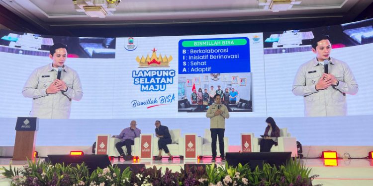 Bupati Egi Promosikan Wisata Desa Lamsel di Rakernas APUDSI