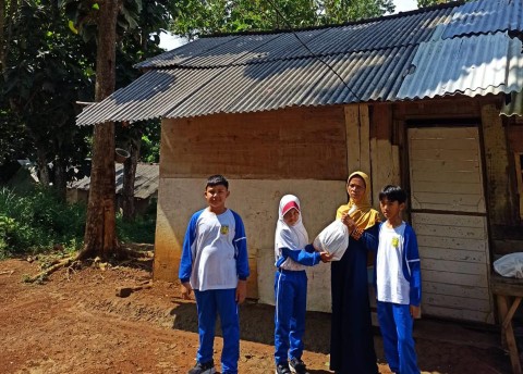 SD Al Kautsar Gelar Baksos Ramadan Bagikan 538 Paket Sambako