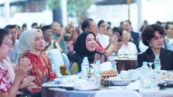 Cap Go Meh Meriah, Eva Dwiana Tekankan Harmoni dan Kebersamaan