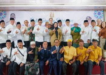 Buka Puasa Bersama, Bunda Eva Perkuat Silaturahmi Umat