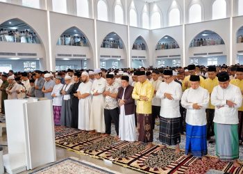 Idulfitri 1447 H di Lampung Berlangsung Khidmat, Gubernur Tekankan Semangat Kebersamaan