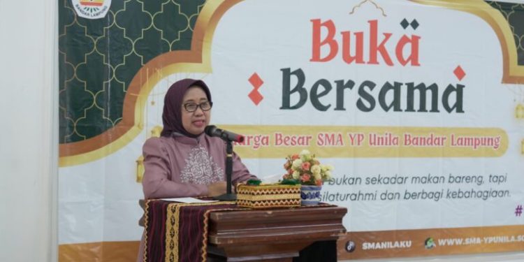 Rektor Perkuat Silaturahmi Melalui Safari Ramadan di SMA YP Unila