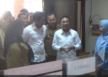 Wamenkes–Wamendagri Tinjau TB di Bandar Lampung, Tekankan Deteksi Dini