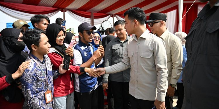 Wapres Gibran Tinjau Kampung Nelayan Modern di Lampung Timur
