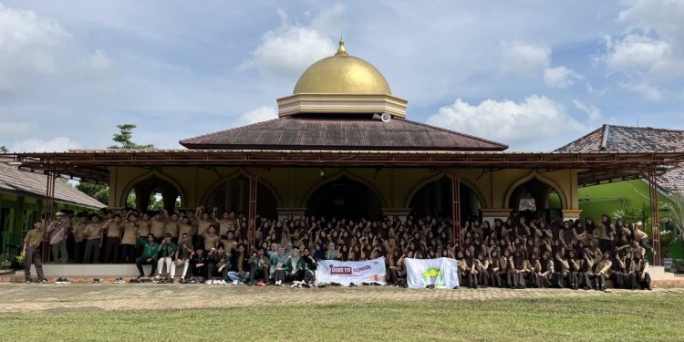 IKAM Gelar Goes To School di Dua SMA Negeri Lampung Timur