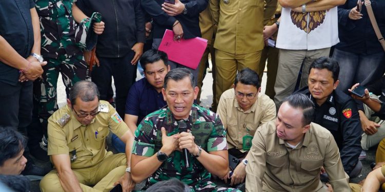 Pangdam XXI/Radin Inten Rangkul Mahasiswa dan Media dengan Gaya Humanis