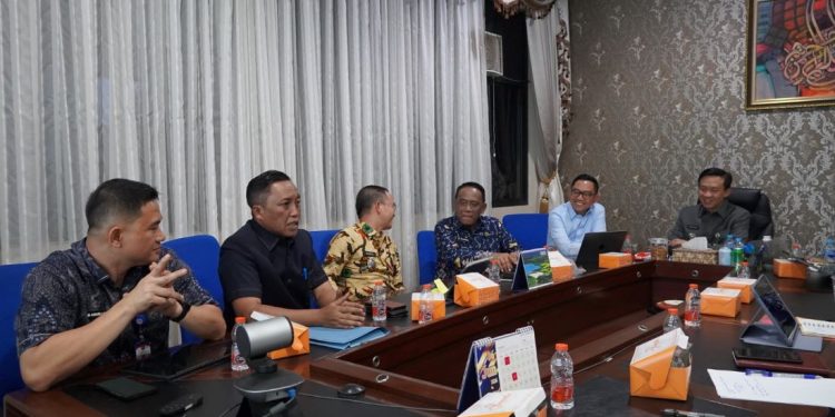 Pemprov Lampung Kejar PAD, Penunggak Retribusi Kabel Internet Diultimatum